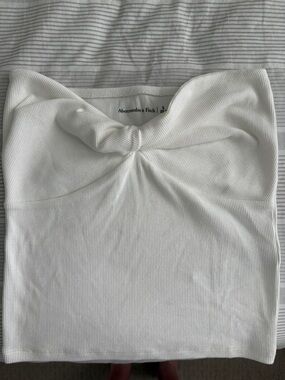 Abercrombie & Fitch White Ribbed Twist-Knot Tube Top